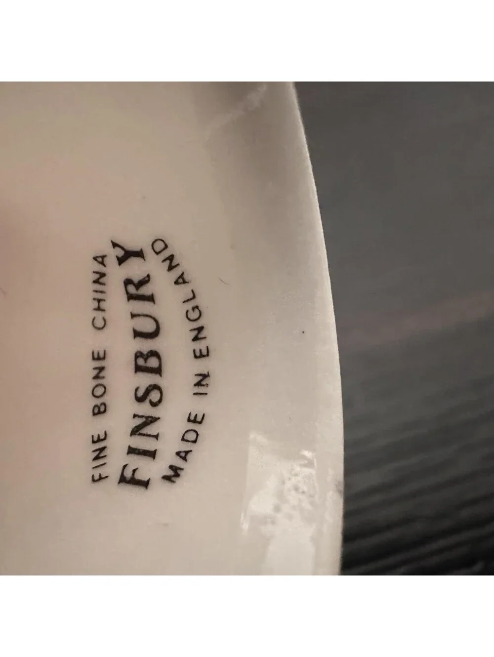 Vintage Finsbury Fine Bone China Niagara Falls Canada Flag Thimble England EUC